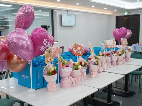 致敬“她实力”：pp电子集团女神节暖心系列活动！