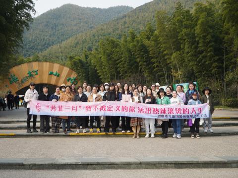 “青春如你，，，，，，，，不被界说” —— 致敬活出热辣滚烫人生的你